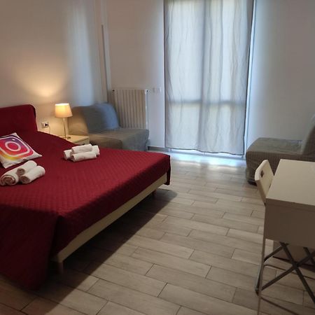 פיזה Guest House Web Room מראה חיצוני תמונה