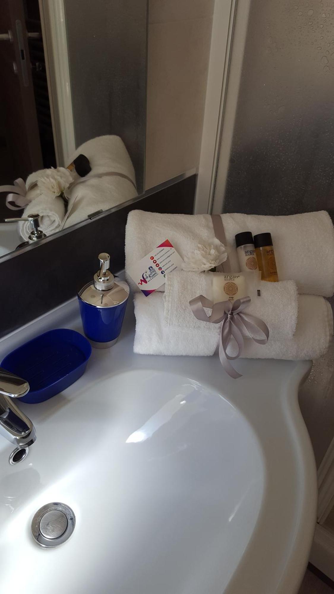 פיזה Guest House Web Room מראה חיצוני תמונה