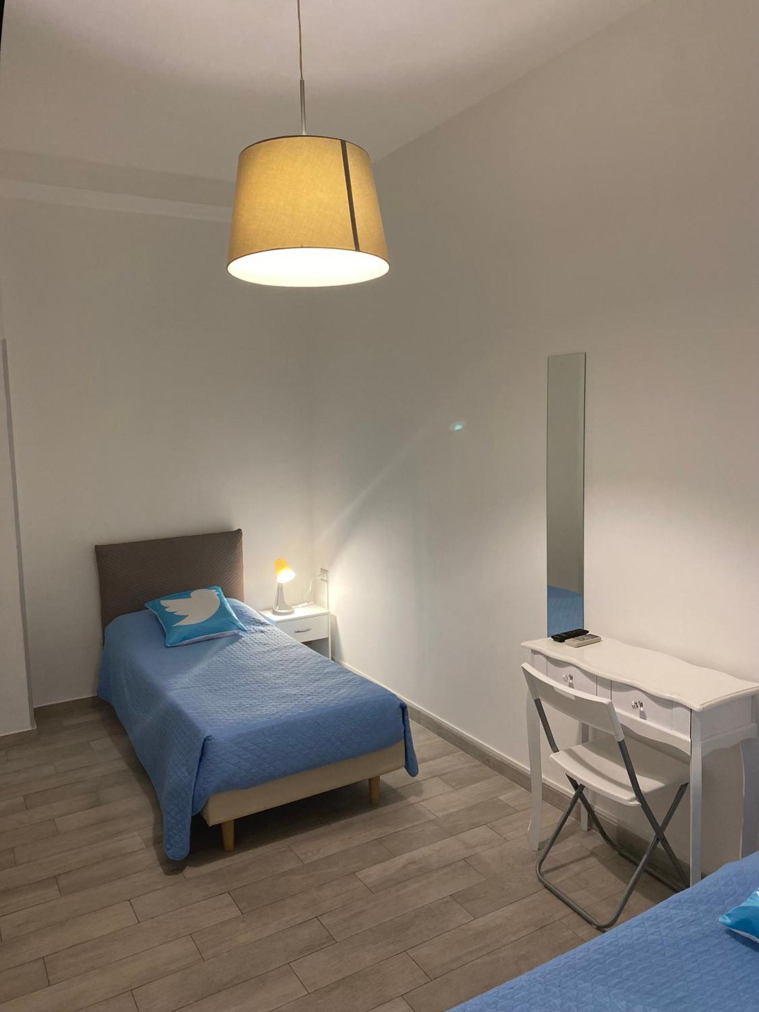 פיזה Guest House Web Room מראה חיצוני תמונה