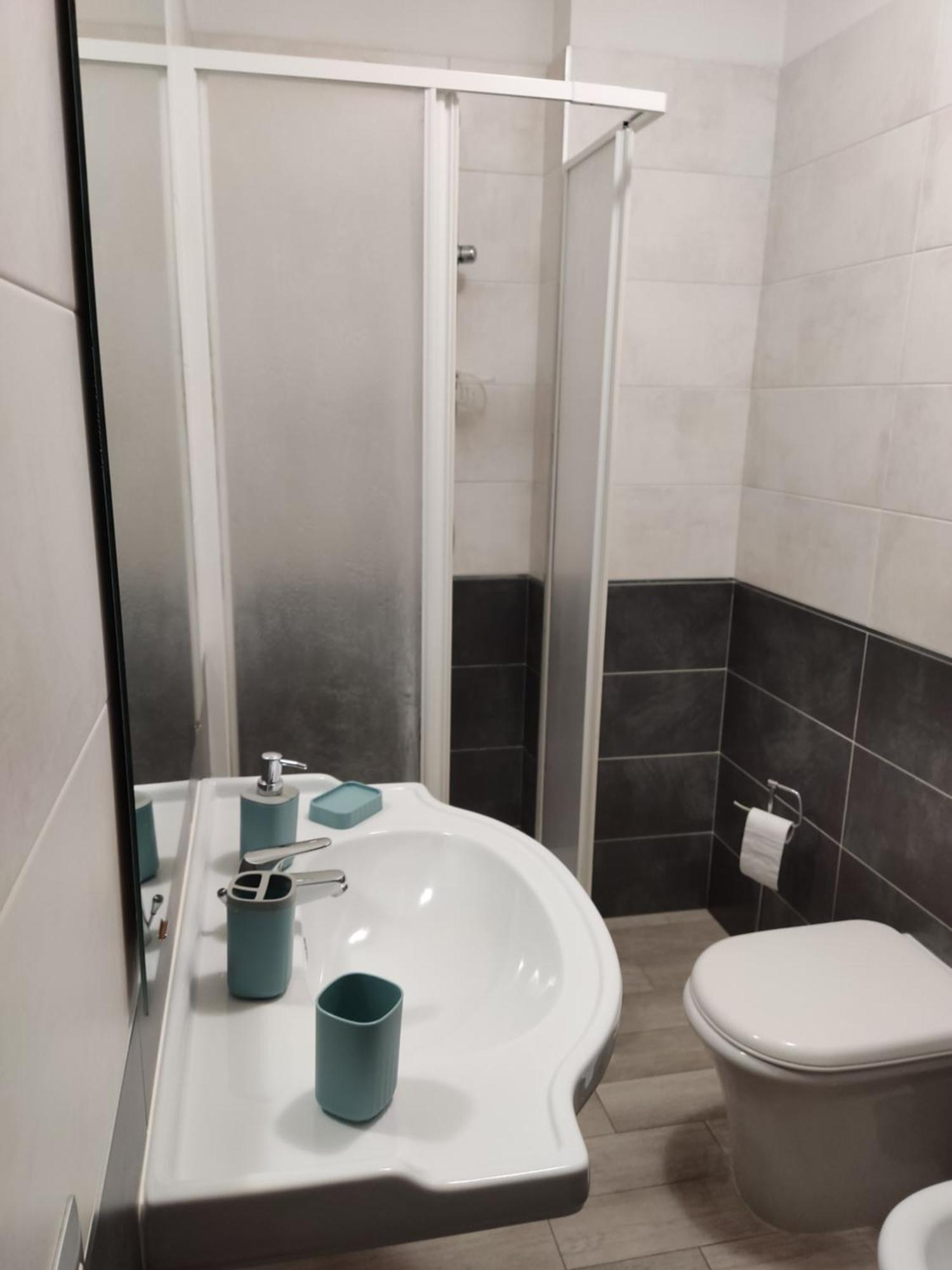 פיזה Guest House Web Room מראה חיצוני תמונה