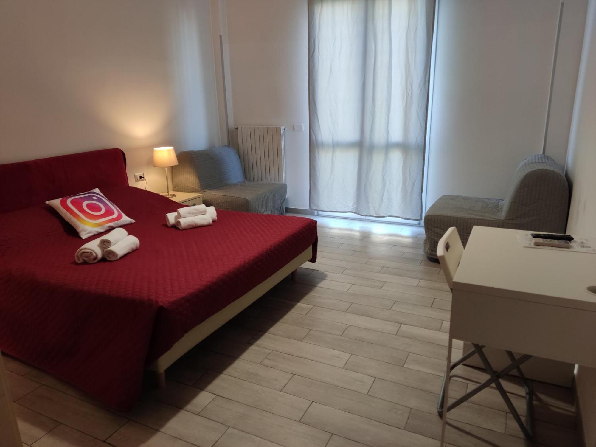 פיזה Guest House Web Room מראה חיצוני תמונה